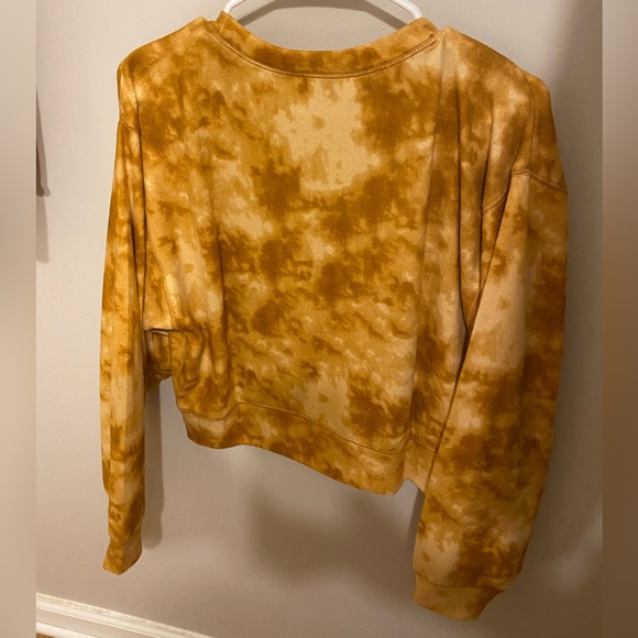 Tie Dye Cropped Crewneck - Picture 3 of 4